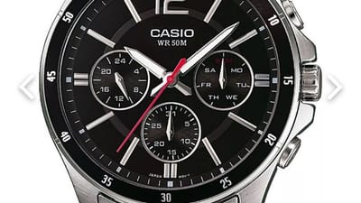 Srebrny męski zegarek Casio