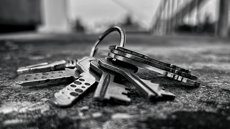 Pęk kluczy na kółku — symbol najczęściej gubionej rzeczy